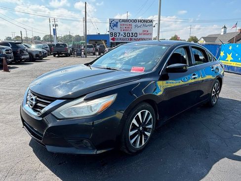 Used 2018 Nissan Altima 2.5 SV FWD image 6