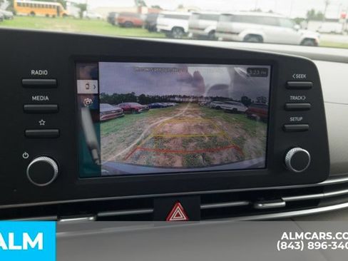 Used 2025 Hyundai Elantra Sport FWD image 22