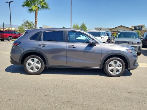 Used 2023 Honda HR-V LX image 29