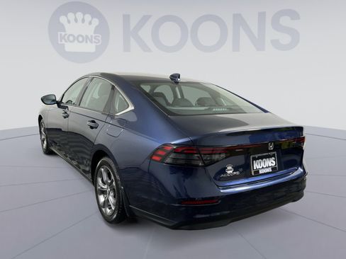 Used 2024 Honda Accord EX image 4