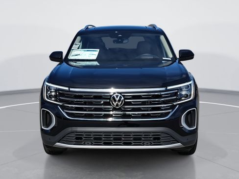 New 2026 Volkswagen Atlas SEL image 8