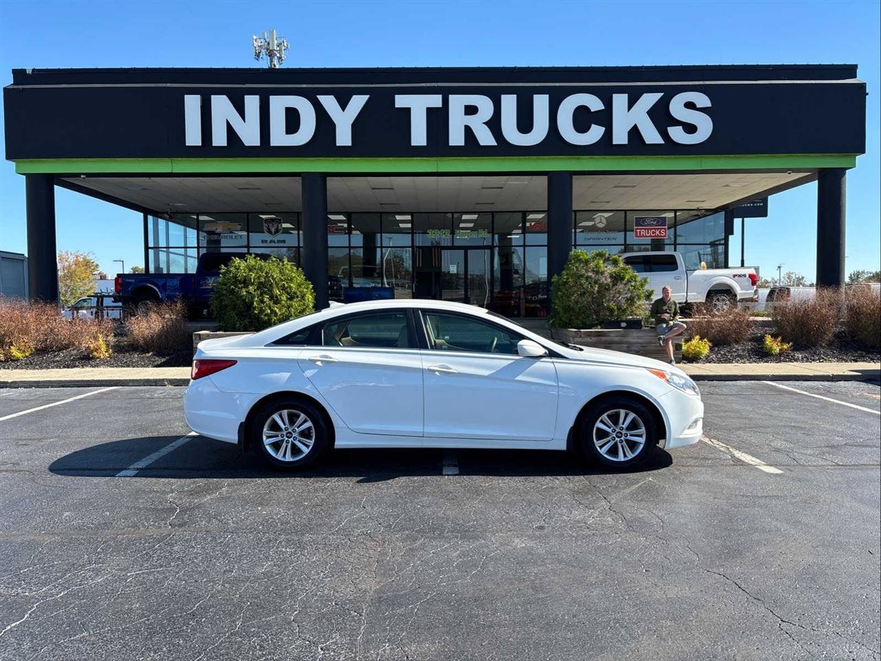 Used 2013 Hyundai Sonata GLS w/ Popular Equipment Pkg FWD image 1
