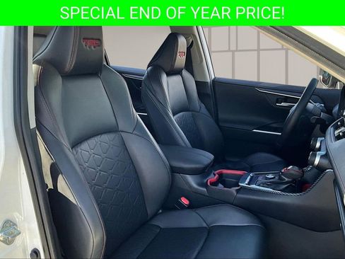 Used 2021 Toyota RAV4 TRD Off-Road image 29