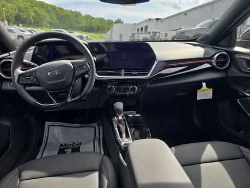 New 2026 Chevrolet Trax RS w/ Driver Confidence Package FWD image 11
