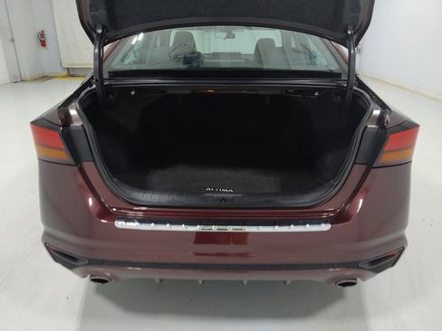 Used 2023 Nissan Altima 2.5 SL FWD image 29