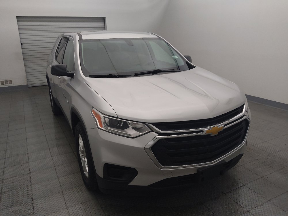 Used 2020 Chevrolet Traverse LS FWD image 14