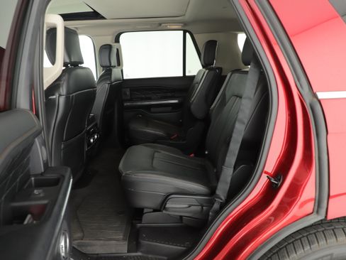 Used 2019 Ford Expedition Platinum image 17