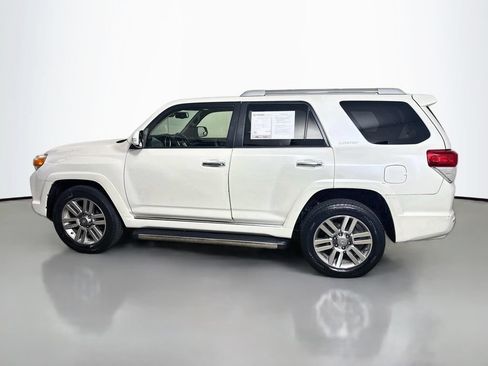 Used 2013 Toyota 4Runner Limited AWD/4WD image 3