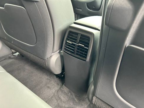 Used 2024 Kia Niro Wind FWD image 47