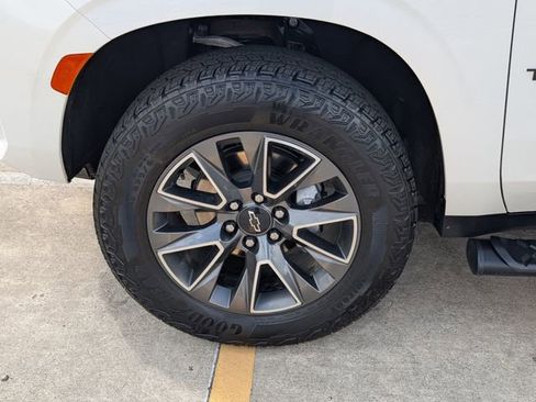 Used 2024 Chevrolet Tahoe Z71 w/ Max Trailering Package AWD/4WD image 9