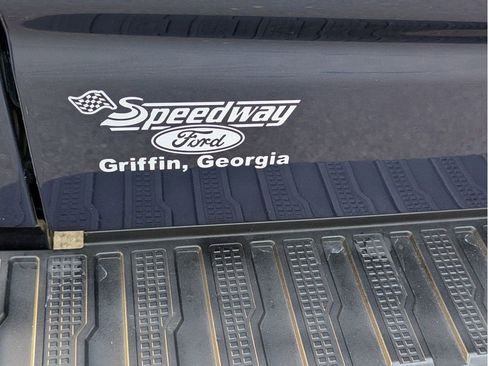 Used 2021 GMC Sierra 1500 Elevation image 9