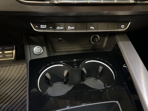 Used 2023 Audi A4 2.0T Premium Plus w/ Premium Plus Package image 16