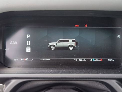 Used 2026 Land Rover Defender 110 S image 15