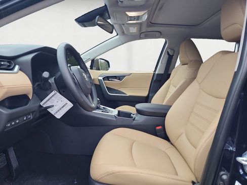 New 2025 Toyota RAV4 XLE Premium image 9