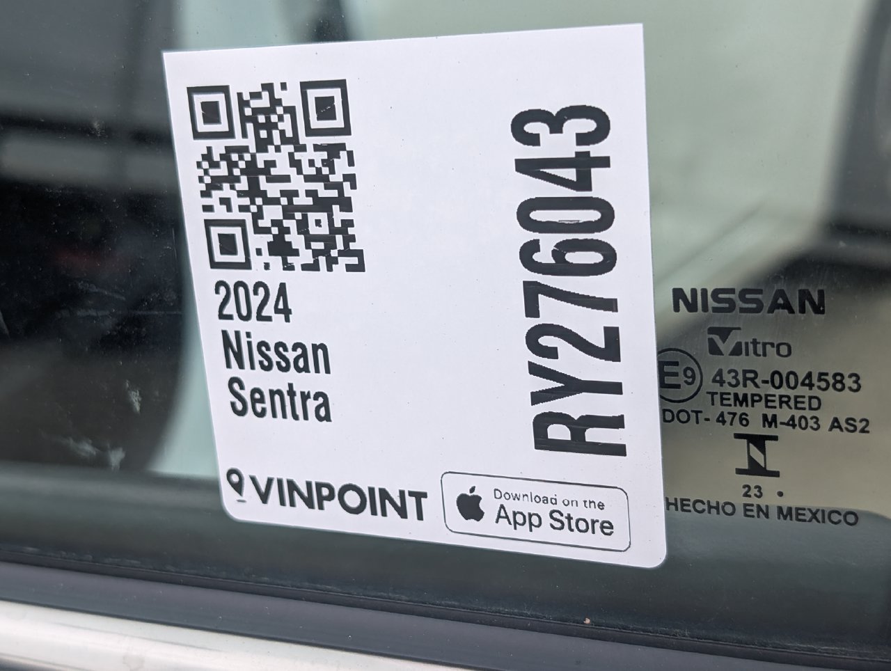 Used 2024 Nissan Sentra SV FWD image 30