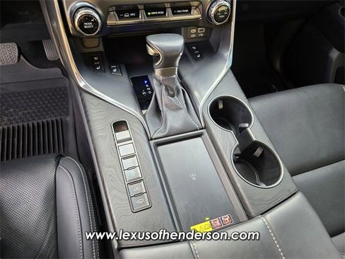 Used 2024 Lexus LX 600 4WD w/ Luxury Package image 27