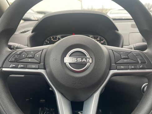 Used 2025 Nissan Altima 2.5 SV image 27