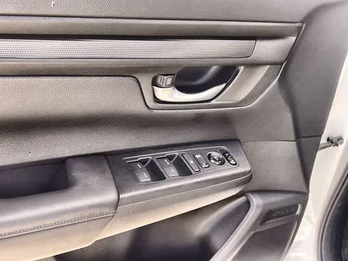 Certified 2025 Honda CR-V LX image 30