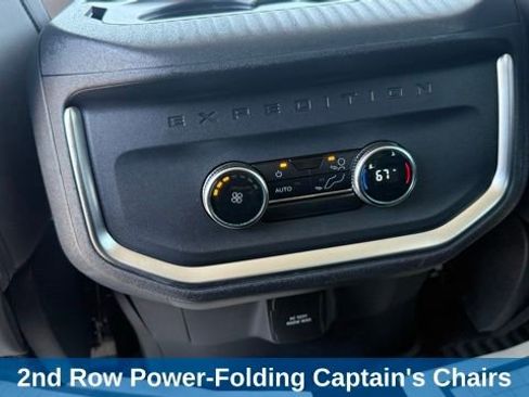 Used 2025 Ford Expedition Active AWD/4WD image 32