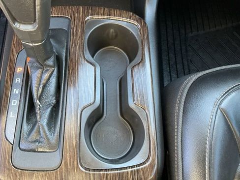 Used 2019 GMC Canyon Denali image 17