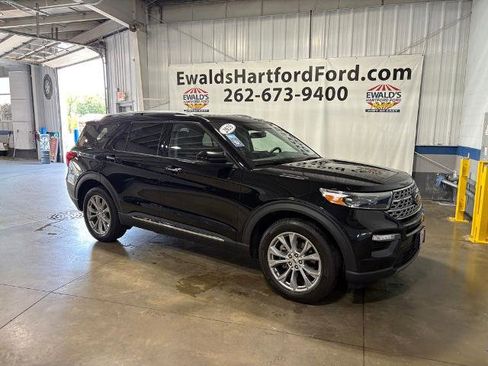 Certified 2023 Ford Explorer Limited w/ Limited Technology Package AWD/4WD image 2