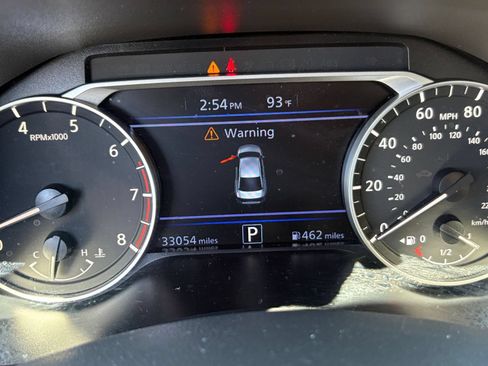 Used 2025 Nissan Altima 2.5 SV FWD image 40