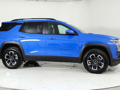 Used 2025 Chevrolet Equinox ACTIV w/ Convenience Package III image 2