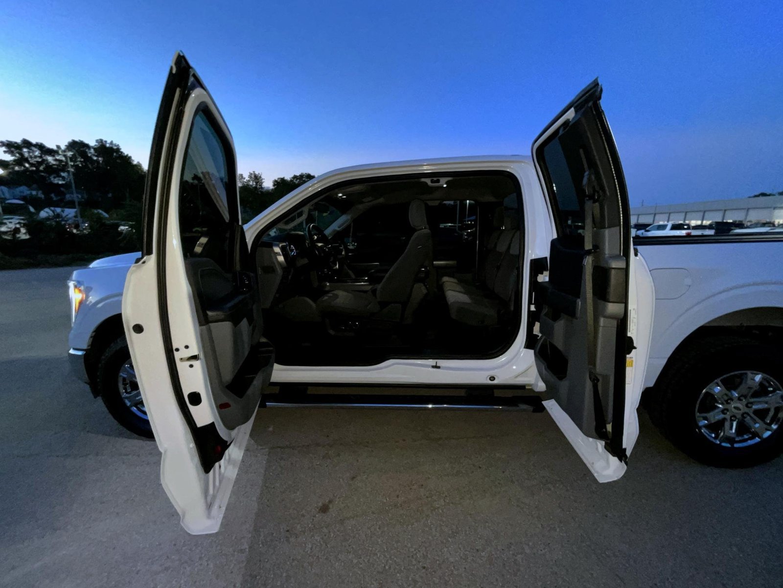 Used 2021 Ford F150 XLT w/ Equipment Group 302A High AWD/4WD image 13