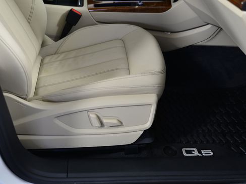 Used 2022 Audi Q5 2.0T Premium image 10