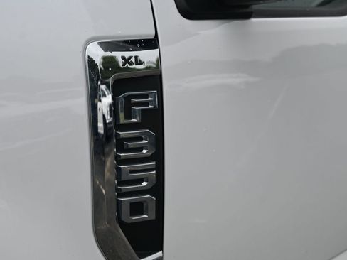 Used 2020 Ford F350 XL w/ Power Equipment Group AWD/4WD image 13