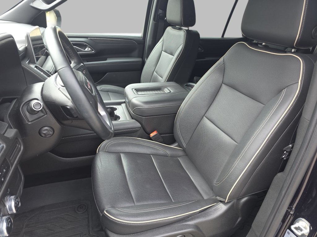 Certified 2023 GMC Yukon SLT w/ SLT Premium Package AWD/4WD image 17