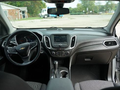Used 2019 Chevrolet Equinox LT image 6