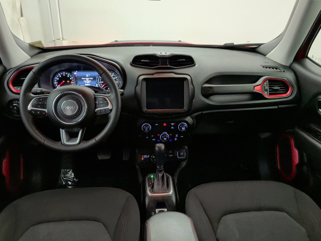Used 2023 Jeep Renegade Trailhawk AWD/4WD image 22