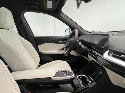 Certified 2026 BMW X1 xDrive28i AWD/4WD image 6