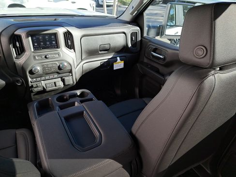 New 2026 GMC Sierra 2500 Pro w/ 1SA Pro Safety Plus Package image 17