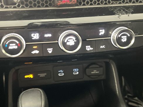 Used 2025 Honda Civic Sport image 26