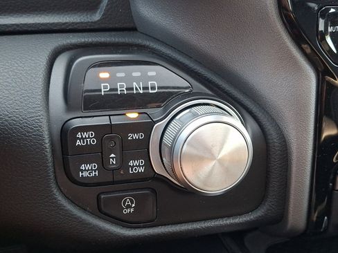 Used 2024 RAM 1500 Laramie AWD/4WD image 29