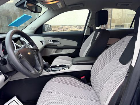 Used 2017 Chevrolet Equinox LS image 15