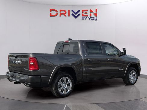 New 2026 RAM 1500 Big Horn AWD/4WD image 7