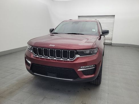 Used 2023 Jeep Grand Cherokee Limited image 15