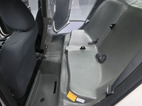 Used 2010 Dodge Charger Police image 15