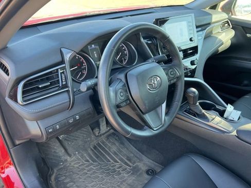 Used 2023 Toyota Camry SE w/ Convenience Package FWD image 14