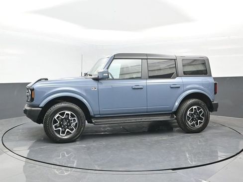 New 2025 Ford Bronco Outer Banks image 4