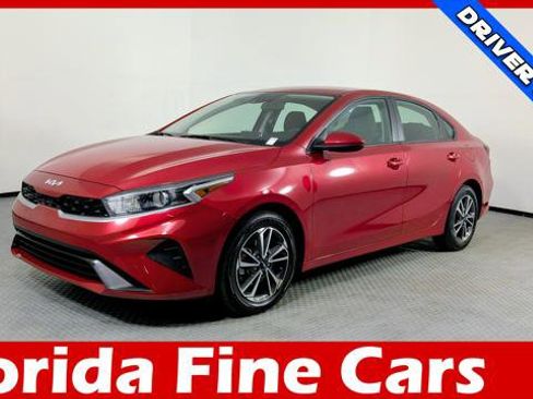 Used 2024 Kia Forte LXS FWD image 1