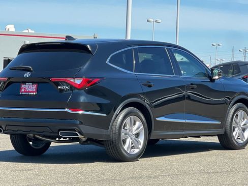 Used 2024 Acura MDX FWD image 2