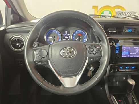 Used 2018 Toyota Corolla L image 14