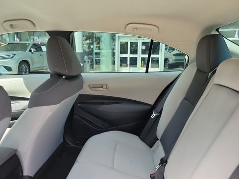 Certified 2022 Toyota Corolla LE FWD image 14