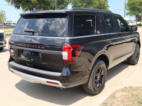 Used 2022 Ford Expedition Timberline AWD/4WD image 3