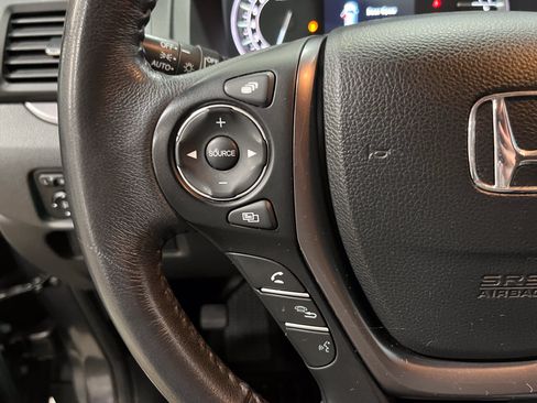 Used 2017 Honda Pilot EX-L image 23