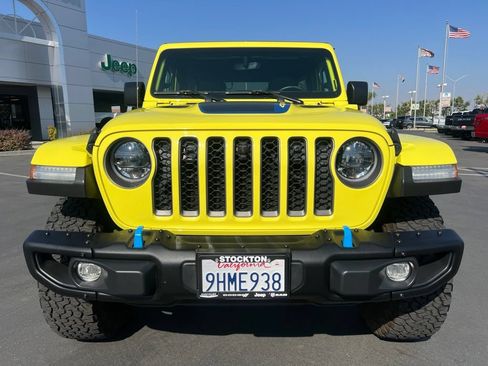 Used 2023 Jeep Wrangler Unlimited Rubicon 4xe w/ Steel Bumper Group AWD/4WD image 5